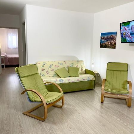 Residence Le Rose Кастеламаре дел Голфо Екстериор снимка