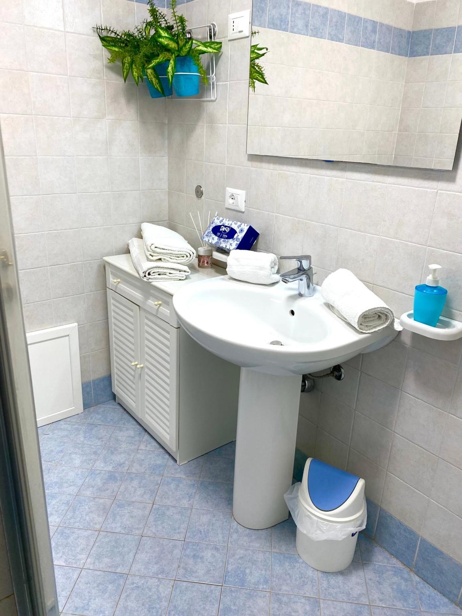 Residence Le Rose Кастеламаре дел Голфо Екстериор снимка