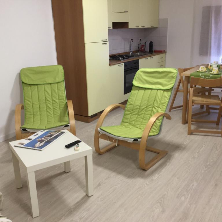 Residence Le Rose Кастеламаре дел Голфо Екстериор снимка