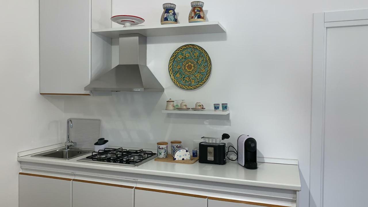 Residence Le Rose Кастеламаре дел Голфо Екстериор снимка